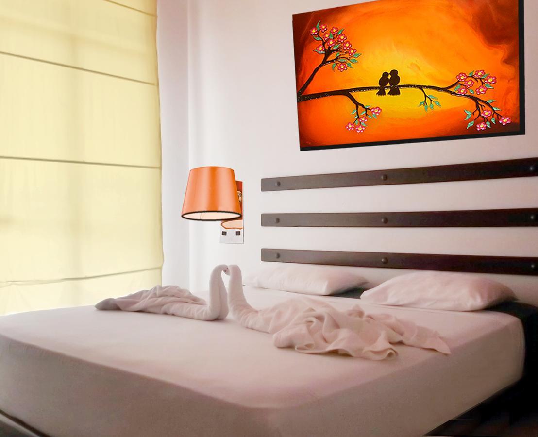 Romantic Garden Hotel Negombo Buitenkant foto